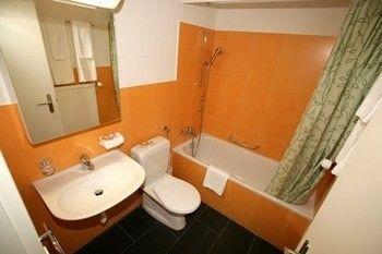 Swiss Star Zurich Oerlikon - Self Check-In Apartment Екстериор снимка